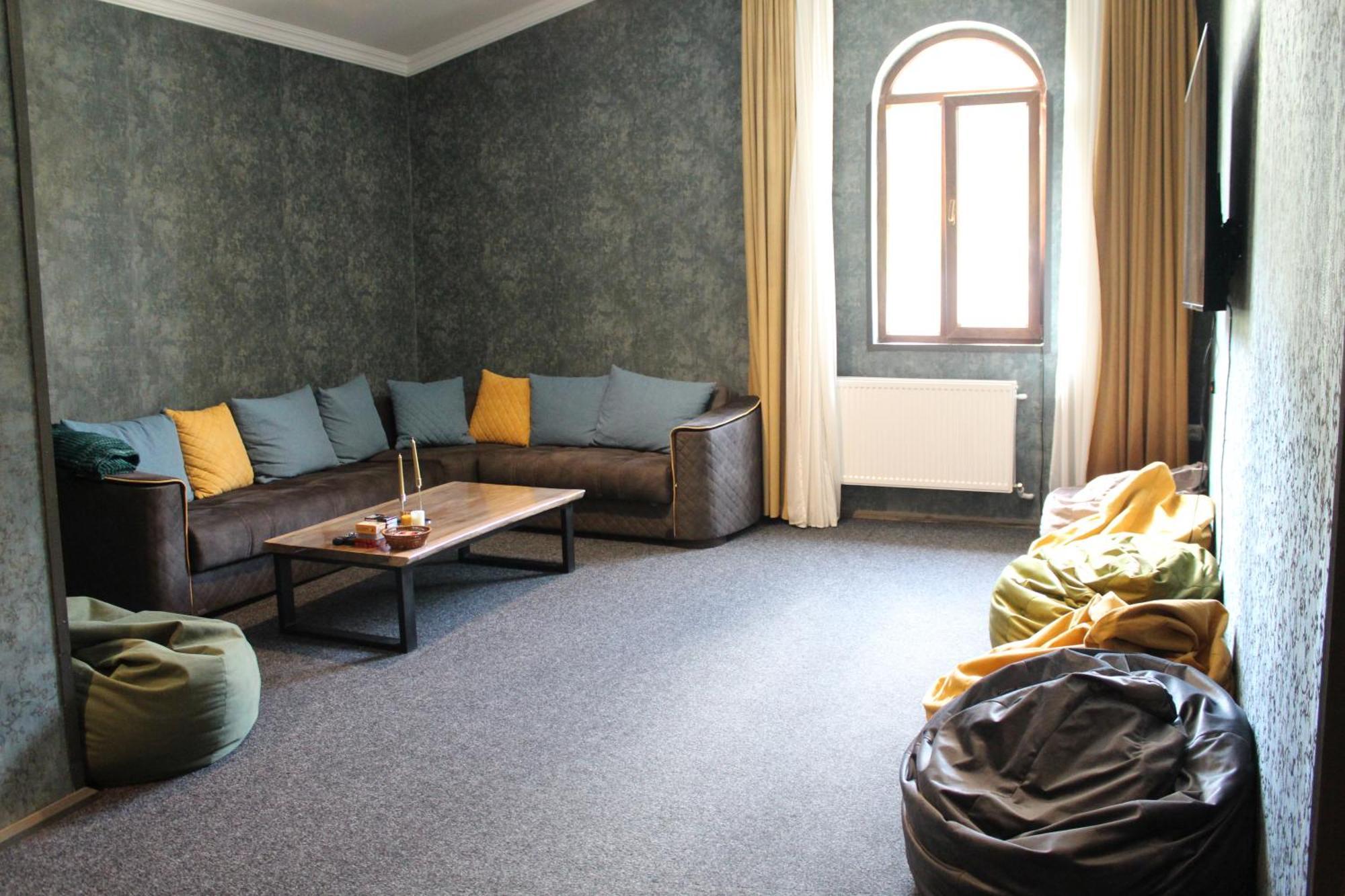 Hotel Eden 梅斯蒂亚 外观 照片