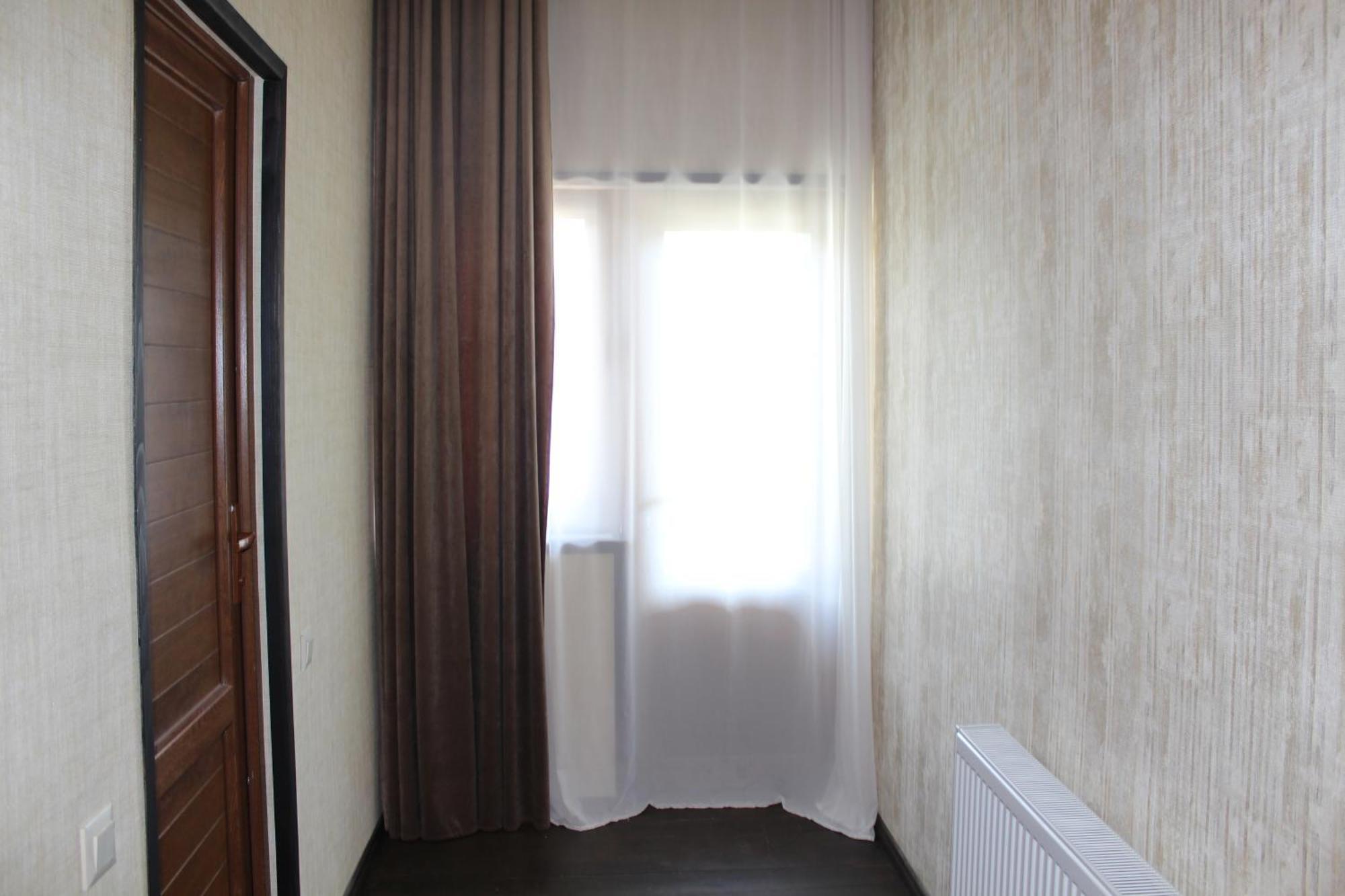 Hotel Eden 梅斯蒂亚 外观 照片